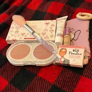 SALE ♥️ Face Makeup Bundle buy 2 or more for $15ea